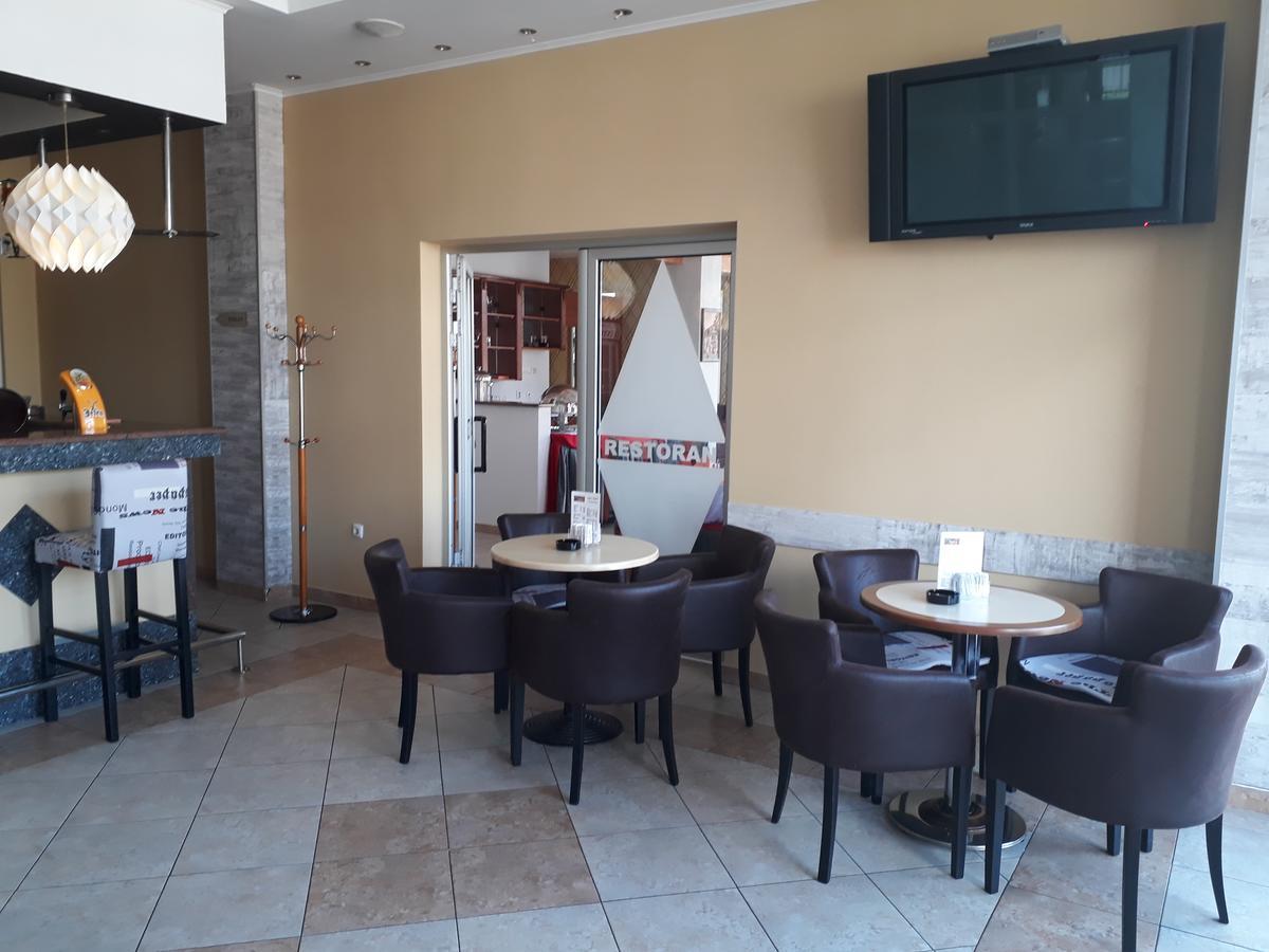 Hotel Cetojevic Banja Luka Buitenkant foto