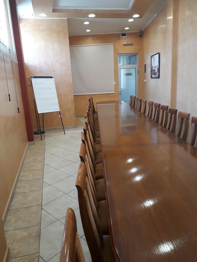 Hotel Cetojevic Banja Luka Buitenkant foto