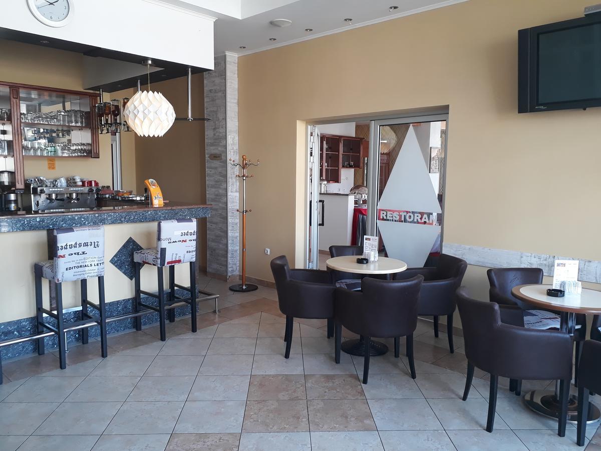 Hotel Cetojevic Banja Luka Buitenkant foto