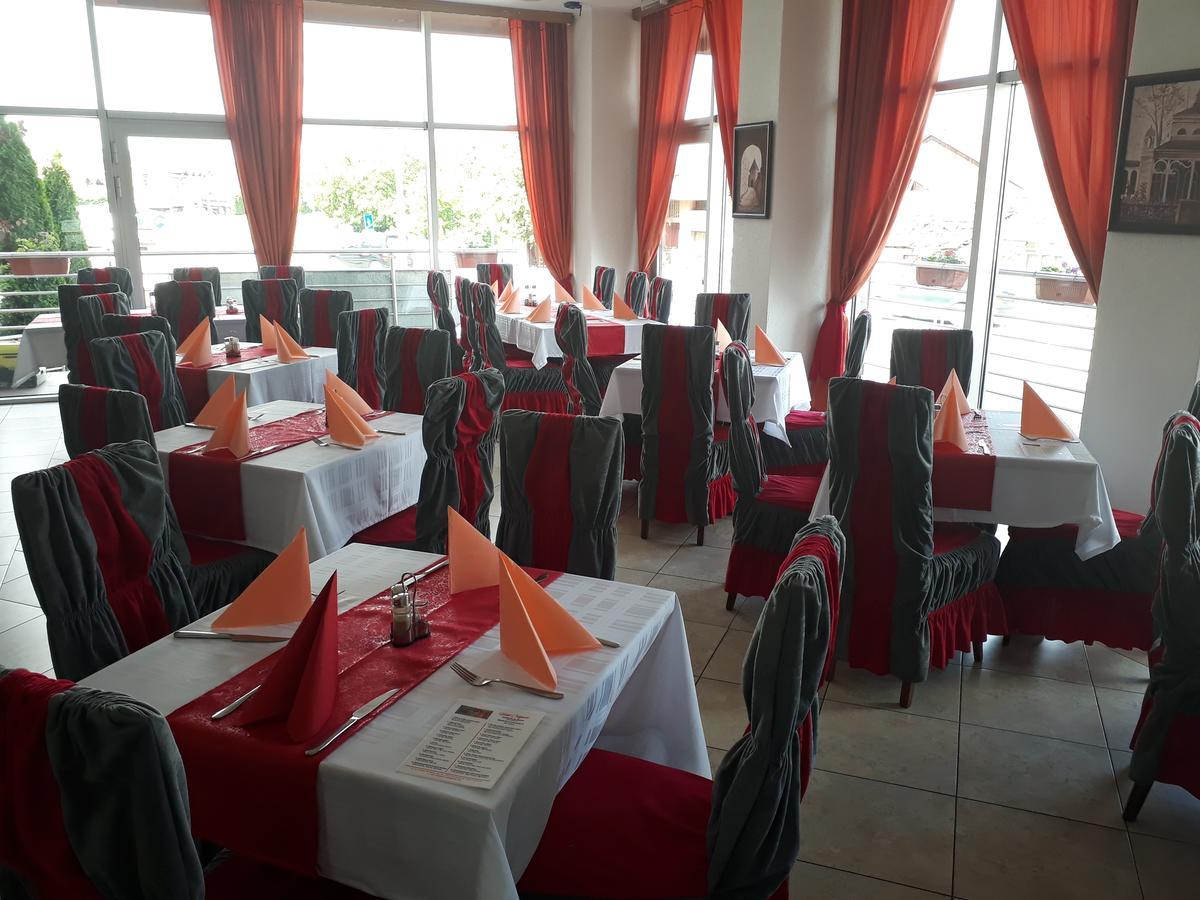 Hotel Cetojevic Banja Luka Buitenkant foto